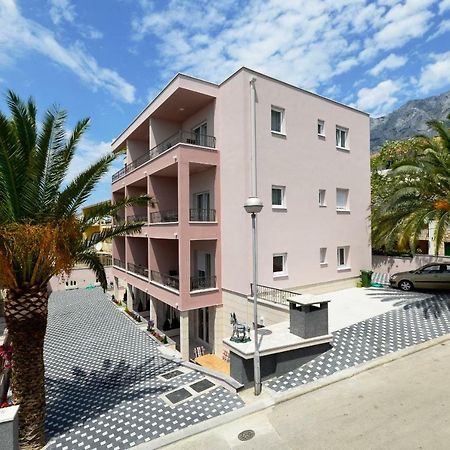 Villa Cavar, Apartments Close To The Beach Makarska Extérieur photo