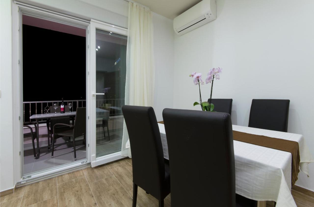 Villa Cavar, Apartments Close To The Beach Makarska Extérieur photo