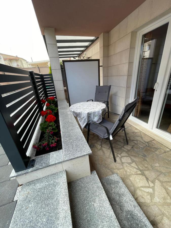 Villa Cavar, Apartments Close To The Beach Makarska Chambre photo